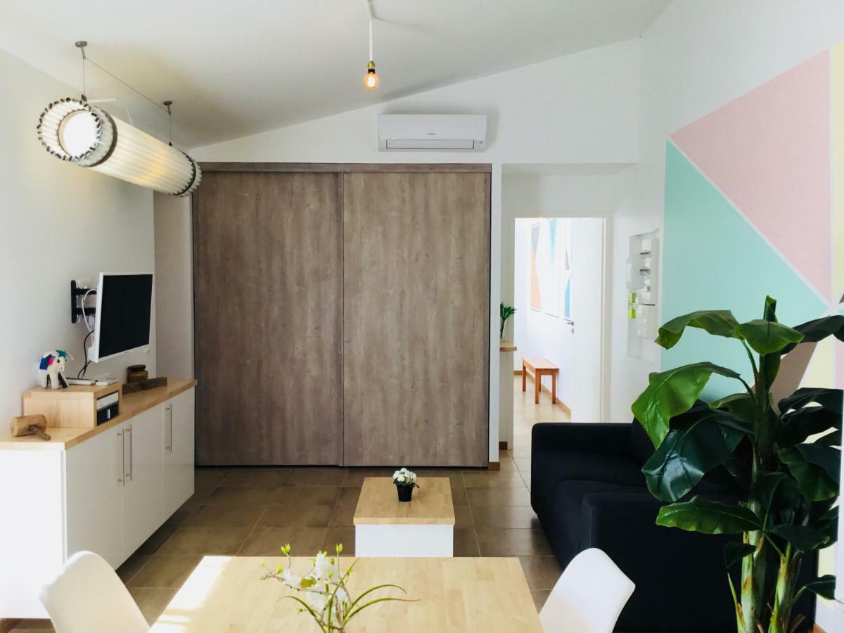 Gite Blanco Y Madera ナルボンヌ エクステリア 写真