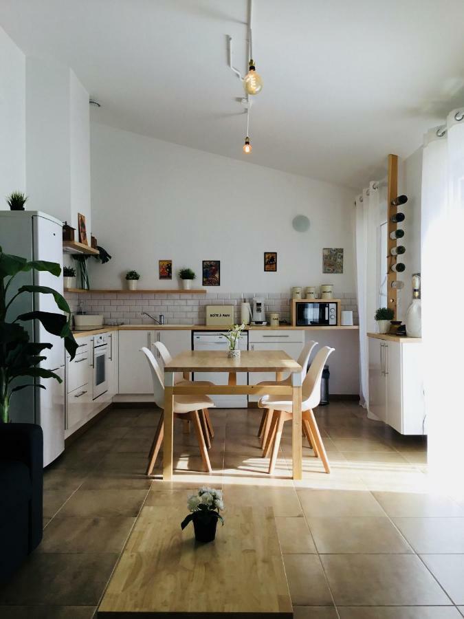 Gite Blanco Y Madera ナルボンヌ エクステリア 写真