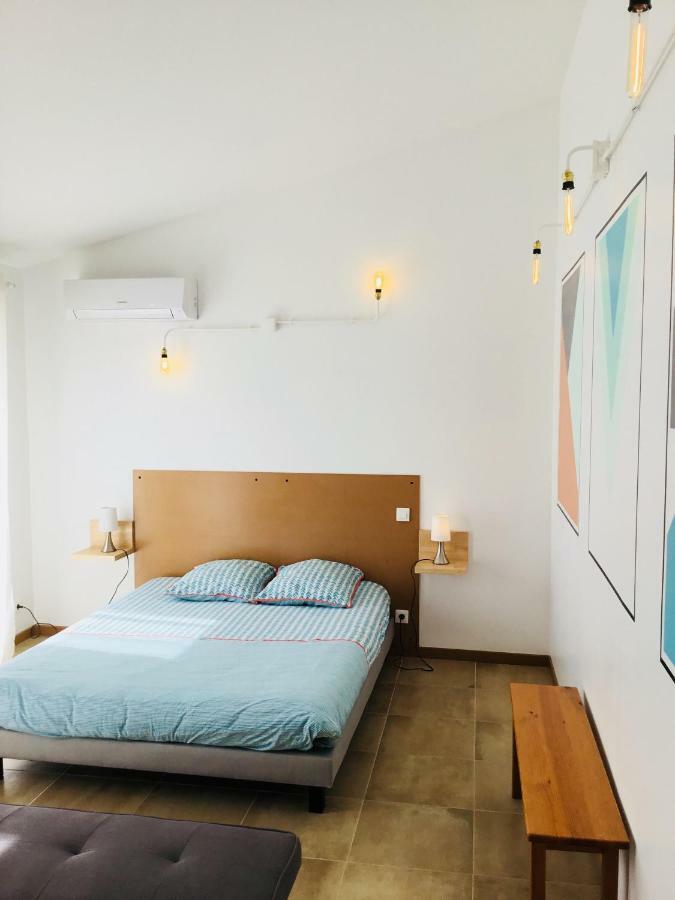 Gite Blanco Y Madera ナルボンヌ エクステリア 写真